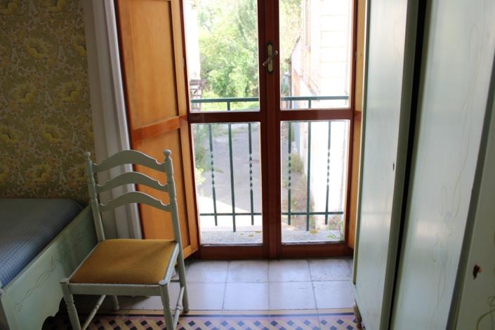 Image No.19-2 Bed Country House for sale