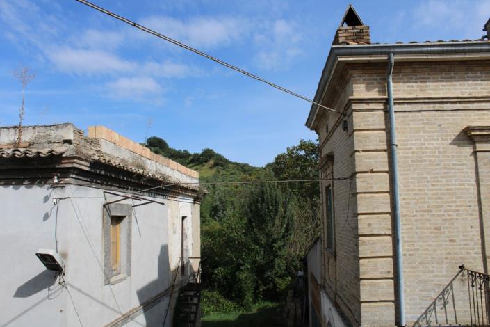 Image No.20-2 Bed Country House for sale