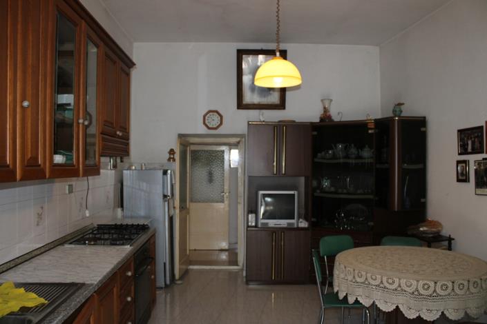 Image No.6-3 Bed Townhouse for sale