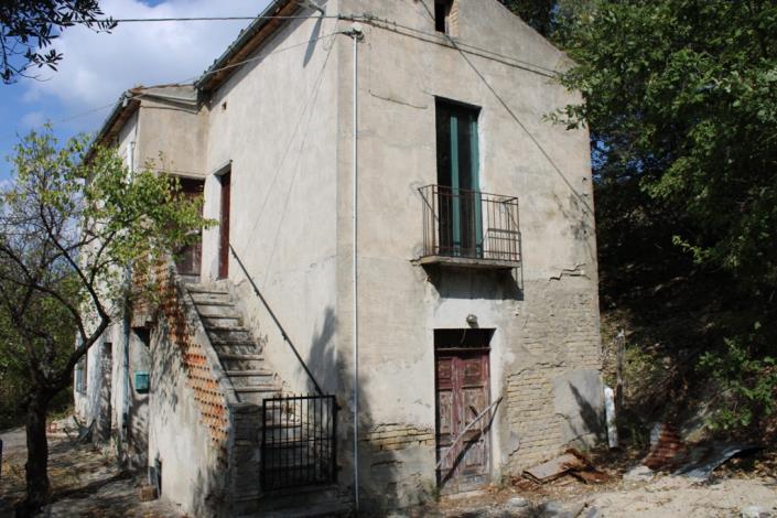 Image No.16-3 Bed Country House for sale