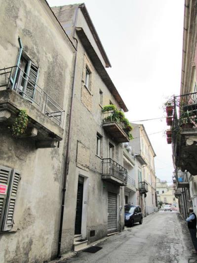 Image No.12-2 Bed Townhouse for sale