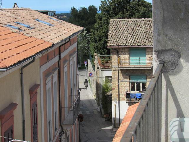 Image No.5-2 Bed Townhouse for sale