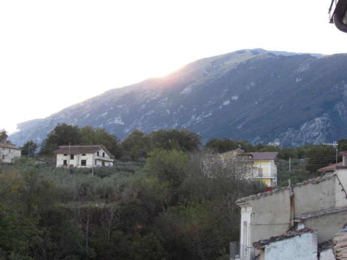 Image No.6-2 Bed Townhouse for sale