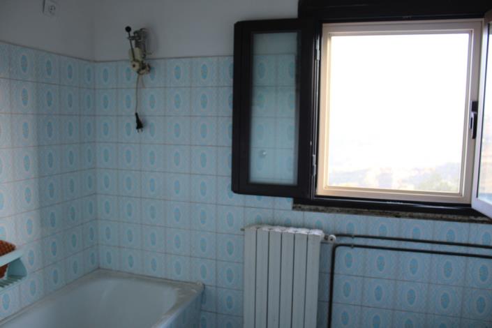 Image No.4-2 Bed Townhouse for sale