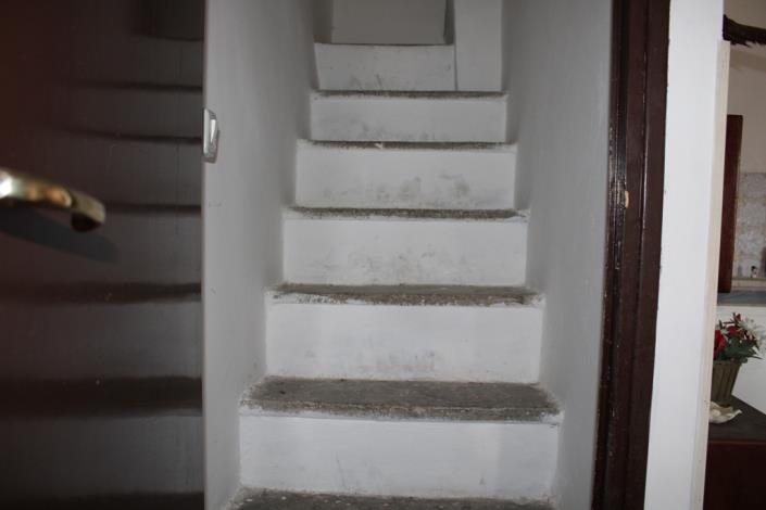 Image No.16-2 Bed Townhouse for sale