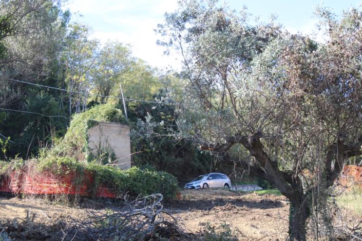 Image No.18-3 Bed Country Property for sale