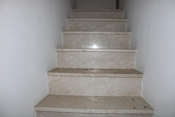 Image No.17-3 Bed Country House for sale