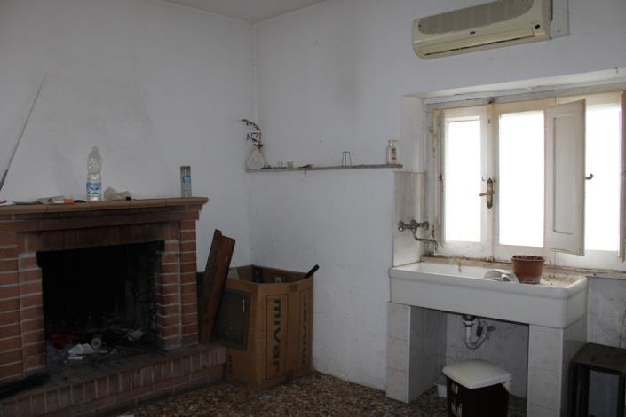 Image No.25-3 Bed Country House for sale