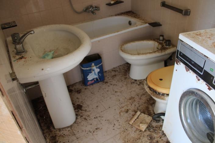 Image No.11-4 Bed Country House for sale