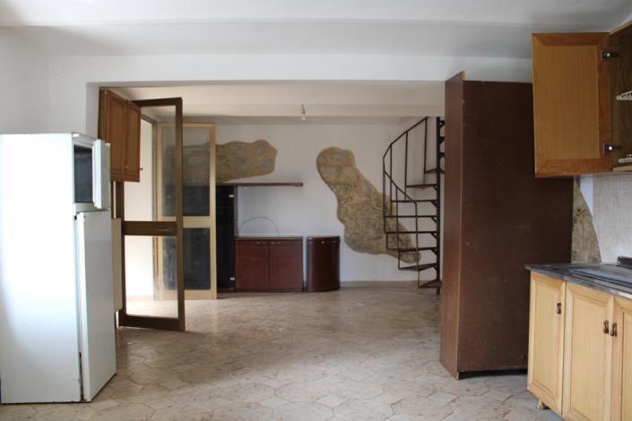 Image No.2-4 Bed House for sale