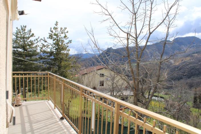 Image No.3-4 Bed House for sale