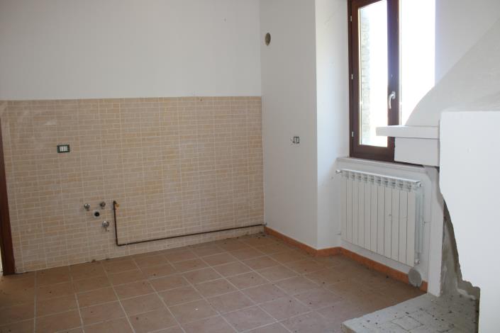 Image No.10-3 Bed House for sale