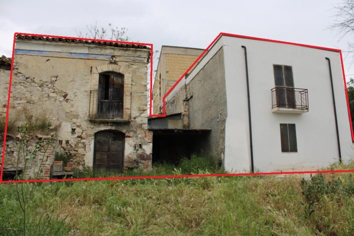 Image No.18-3 Bed Country House for sale