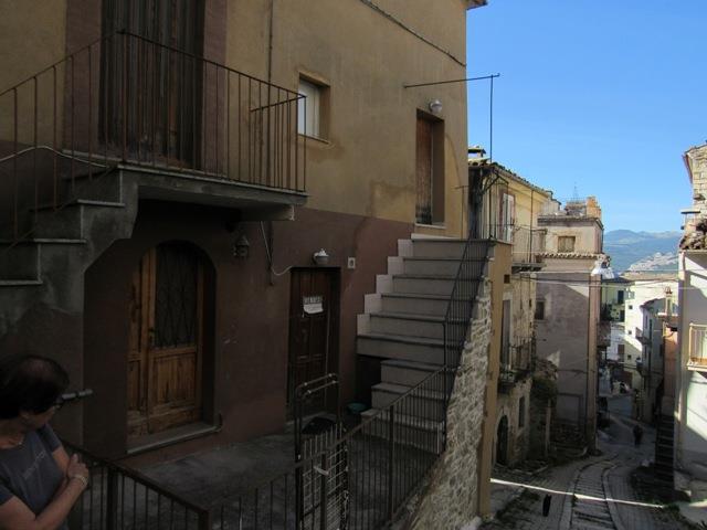 Image No.4-2 Bed Townhouse for sale