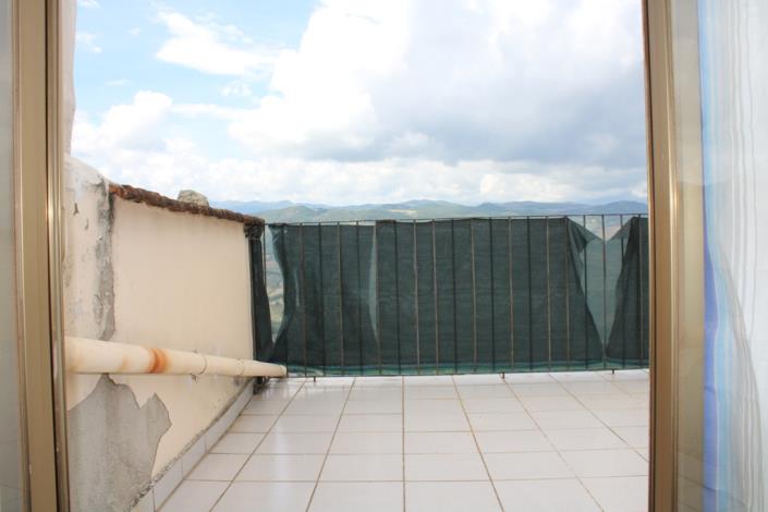 Image No.11-2 Bed Townhouse for sale