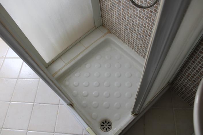 Image No.13-2 Bed Townhouse for sale