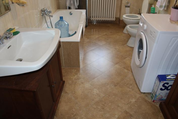 Image No.22-5 Bed Townhouse for sale