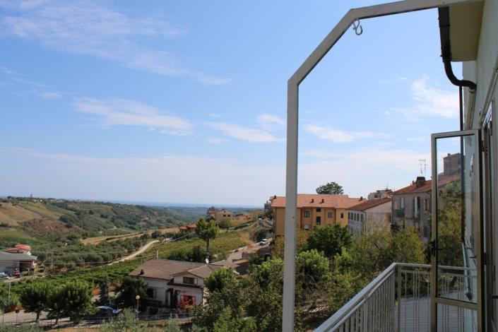 Image No.4-5 Bed Townhouse for sale