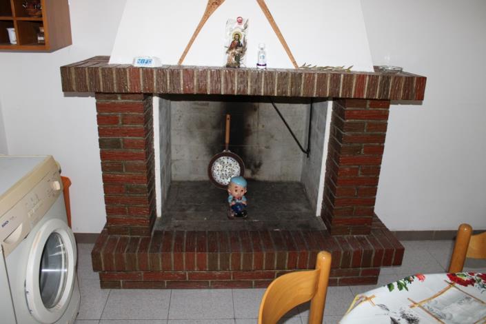 Image No.18-5 Bed Country House for sale