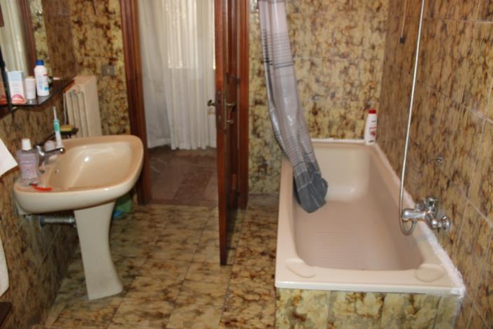 Image No.11-3 Bed Apartment for sale