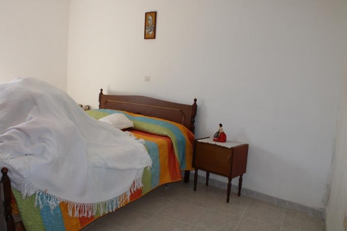 Image No.13-4 Bed Townhouse for sale