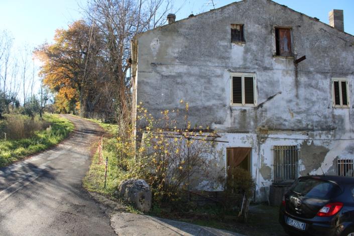 Image No.20-Maison de campagne de 2 chambres à vendre à Filetto