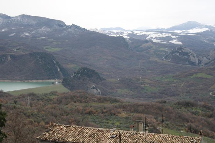 Image No.3-Maison de ville de 3 chambres à vendre à Bomba