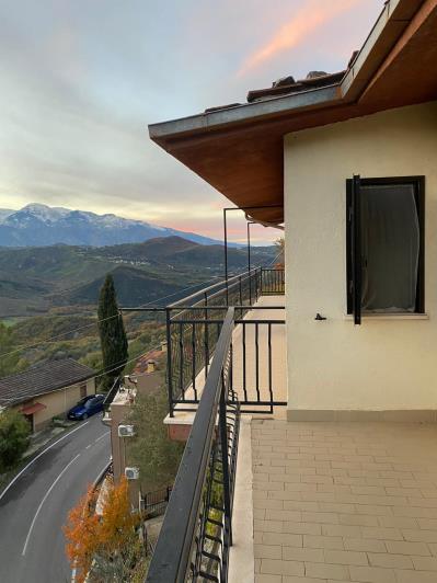 Image No.7-3 Bed Apartment for sale