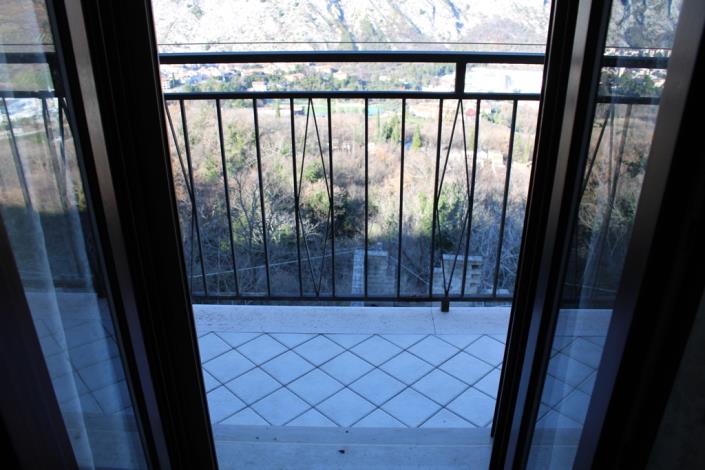 Image No.15-3 Bed Townhouse for sale