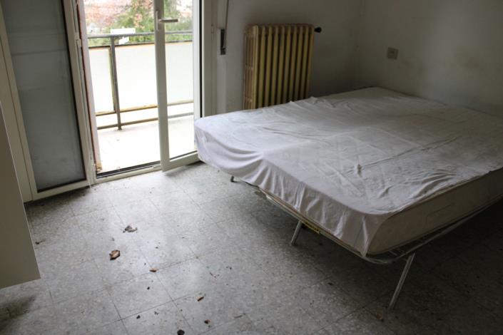 Image No.13-2 Bed Townhouse for sale