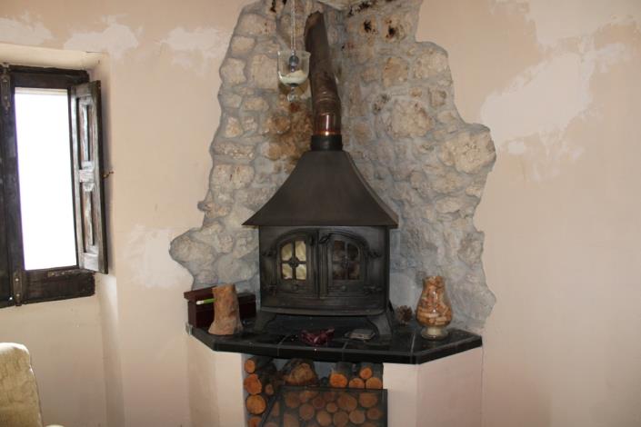 Image No.11-4 Bed Country House for sale