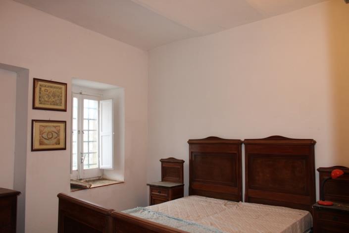 Image No.22-Maison de ville de 3 chambres à vendre à Bomba