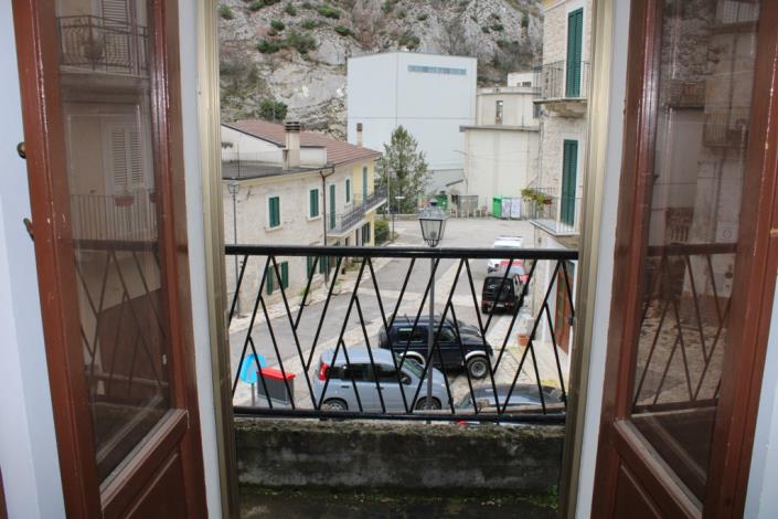 Image No.3-2 Bed Townhouse for sale