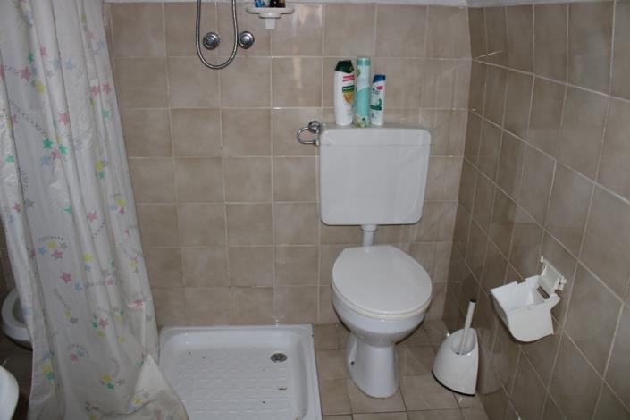 Image No.17-2 Bed Townhouse for sale