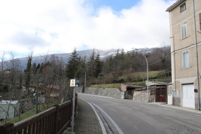 Image No.13-3 Bed Townhouse for sale