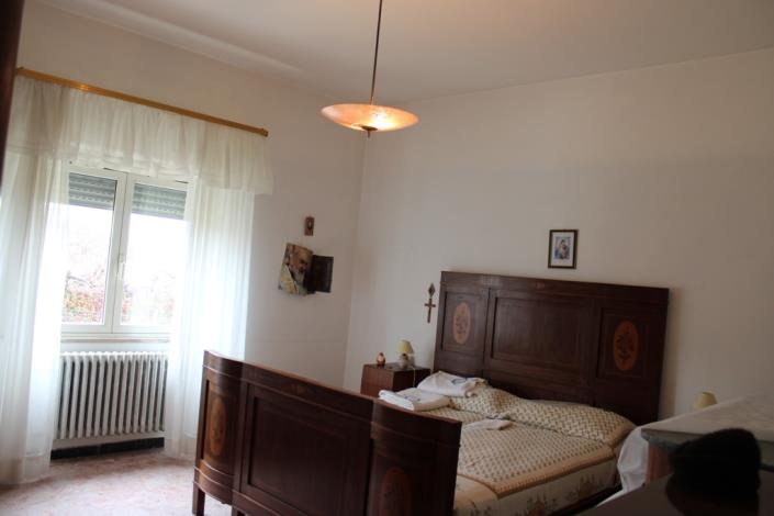 Image No.6-5 Bed House/Villa for sale