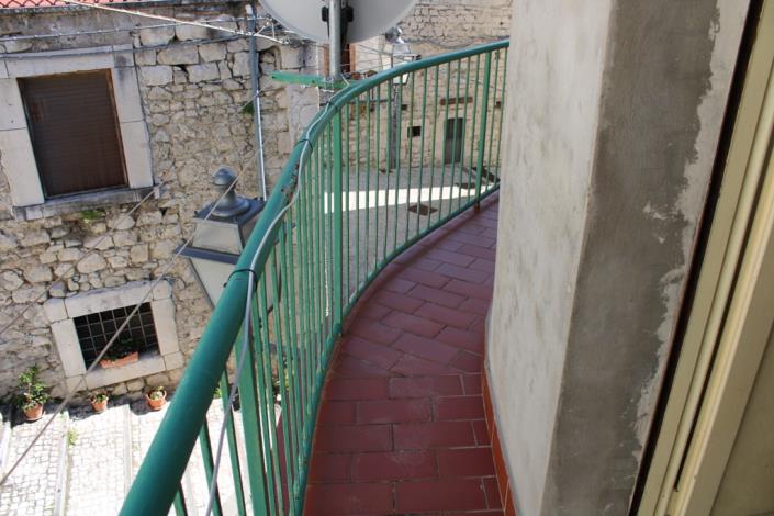 Image No.9-4 Bed Townhouse for sale