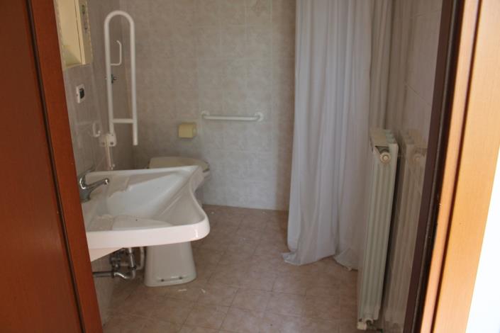 Image No.7-3 Bed Country House for sale