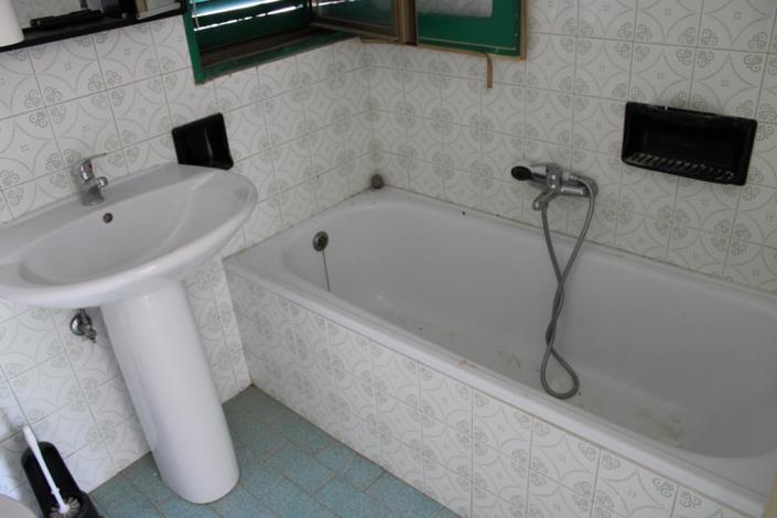 Image No.9-3 Bed Country House for sale