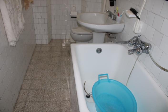 Image No.12-4 Bed Country House for sale