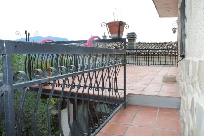 Image No.16-4 Bed Townhouse for sale