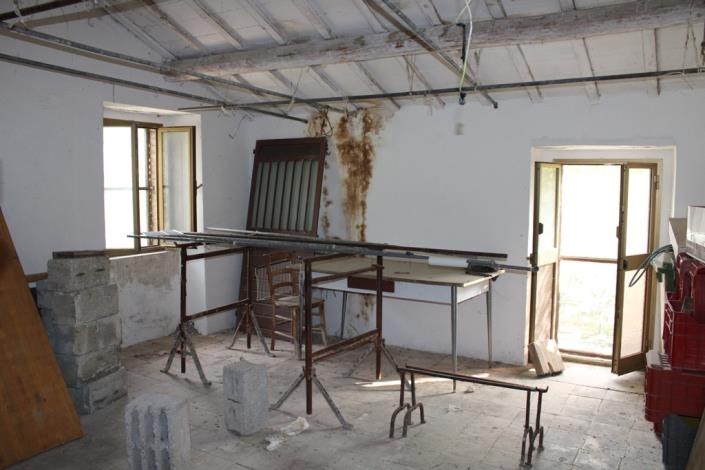 Image No.14-1 Bed Country House for sale