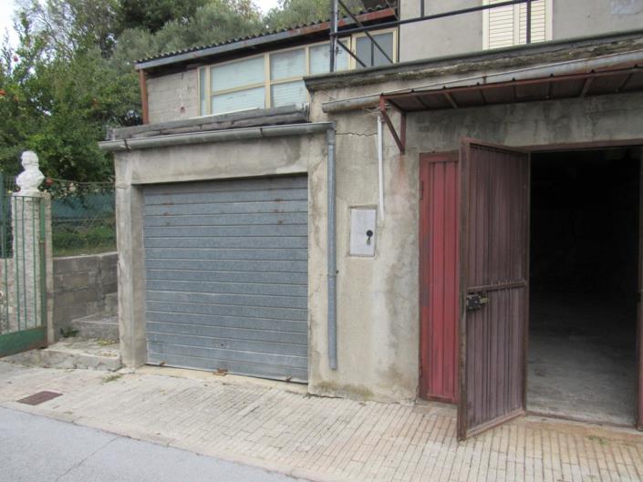 Image No.5-Maison de ville de 2 chambres à vendre à Bomba