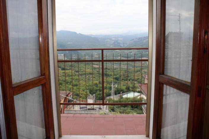 Image No.12-Maison de ville de 2 chambres à vendre à Bomba