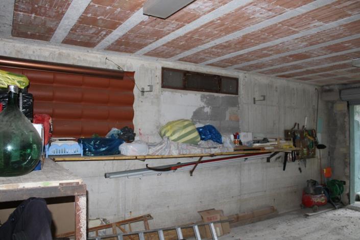 Image No.8-1 Bed Barn for sale