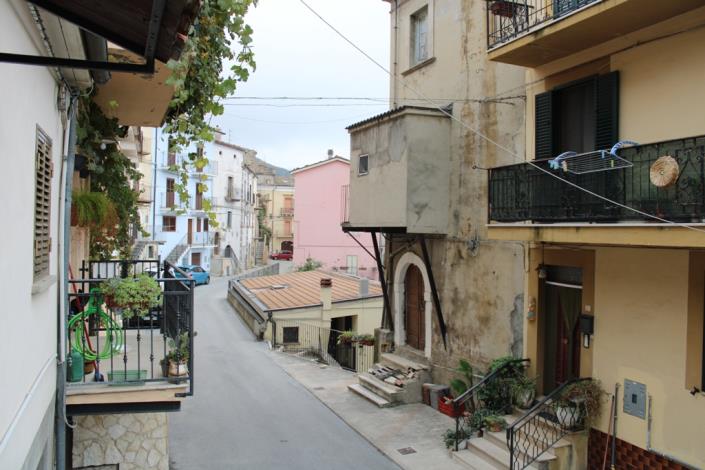 Image No.6-Maison de ville de 2 chambres à vendre à Bomba