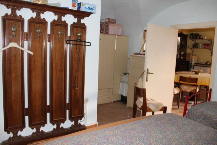 Image No.10-1 Bed Apartment for sale