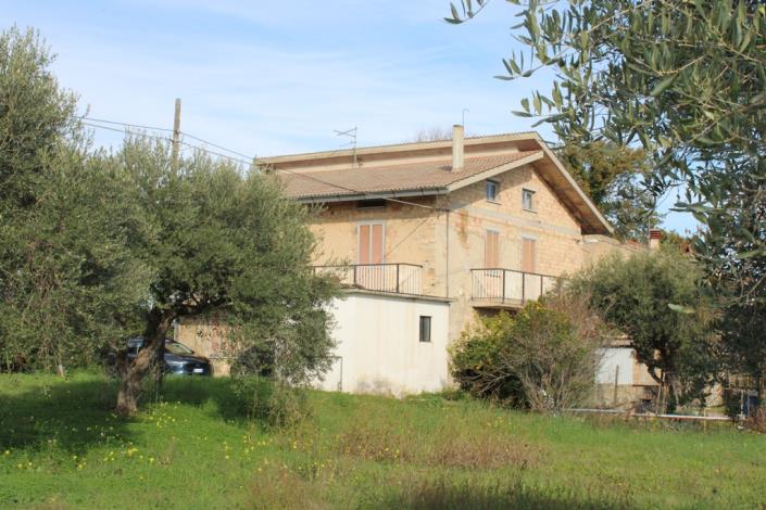 Image No.3-4 Bed Country House for sale