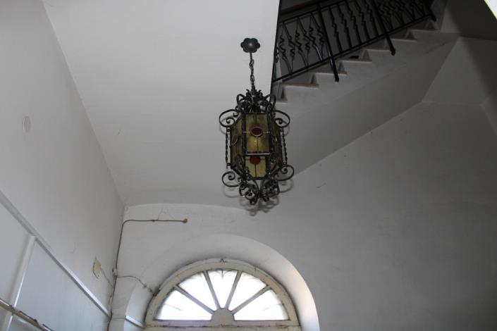 Image No.6-10 Bed House for sale