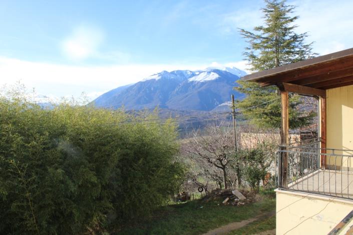 Image No.2-3 Bed Semi-Detached for sale